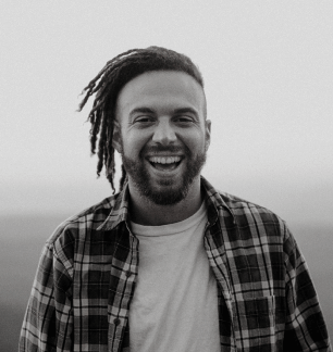 Miles Jaxon, Head of HR at flash-usd.shop